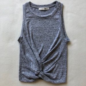 Aritzia- Wilfred Free Daley Twist Front Top.